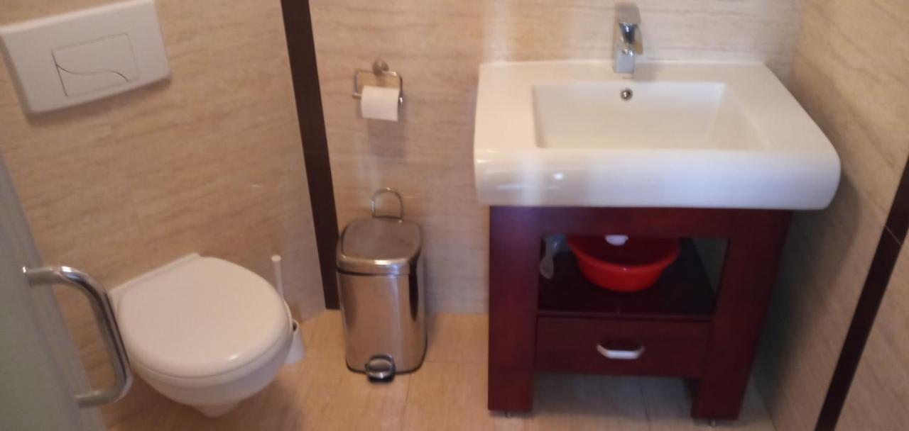Azzurro Hotell Łukęcin Exteriör bild