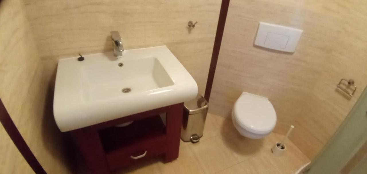 Azzurro Hotell Łukęcin Exteriör bild